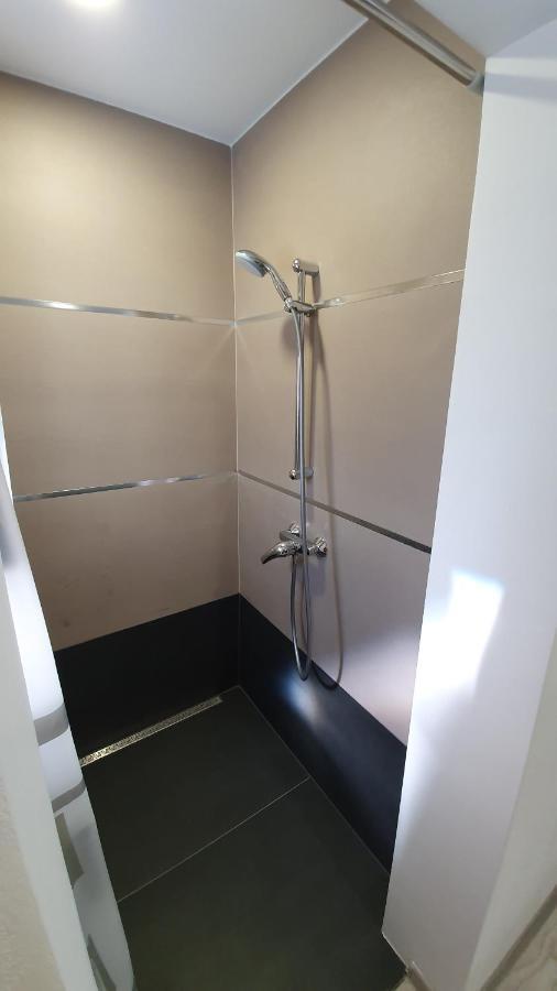 Marcos Apartments Victoriei - Self Check-In Решица Экстерьер фото