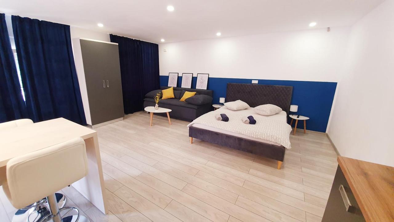 Marcos Apartments Victoriei - Self Check-In Решица Экстерьер фото