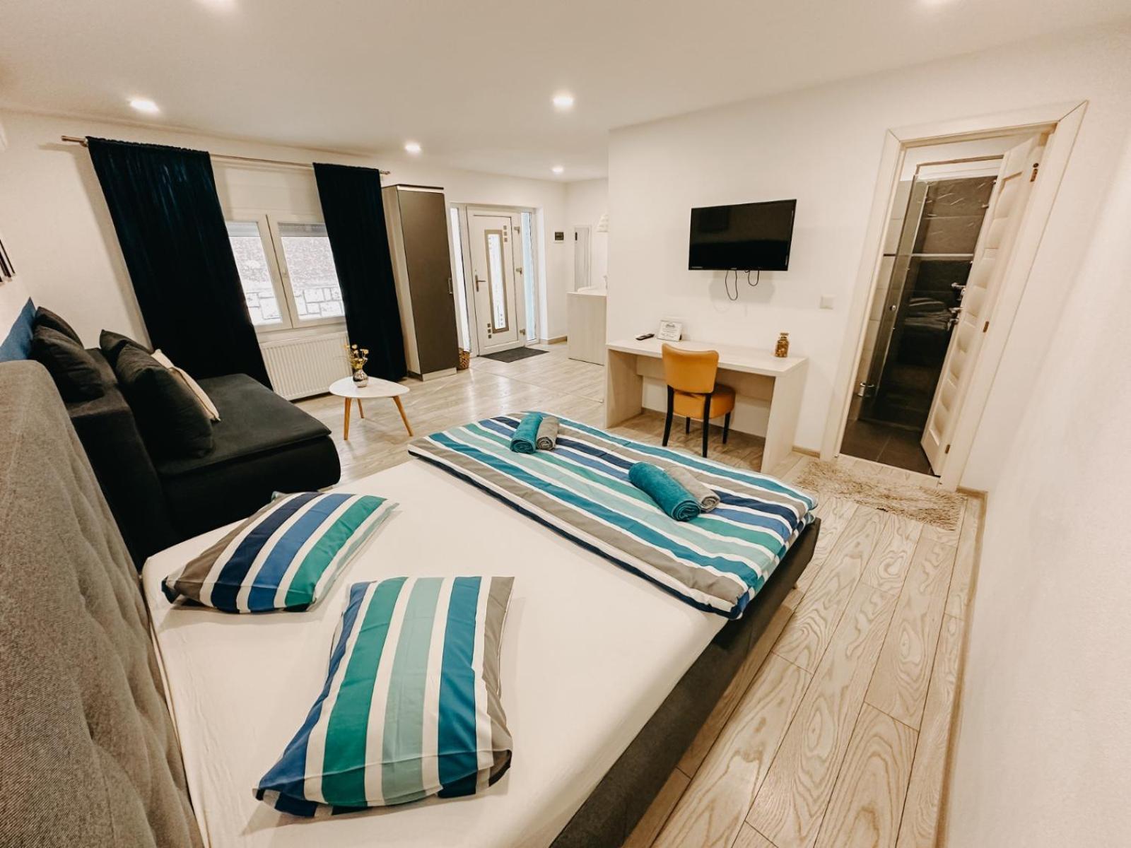 Marcos Apartments Victoriei - Self Check-In Решица Экстерьер фото